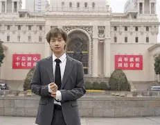 爱游戏官网-里程碑夜！斯图加特遗憾出局，荷甲转会期刷纪录，媒体盛赞，阵容厚度经受考验(斯图加特大会)